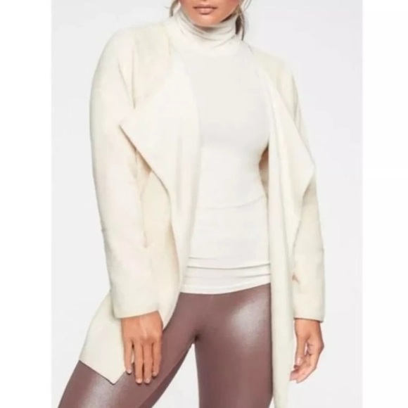 Athleta Sweaters - Athleta Cozy Karma Wrap Cardigan Sweater M Cream Oatmeal